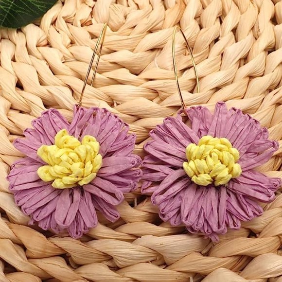 Lavender Raffia Flowers Wire Statement Earrings Big Wicker Vacation Flowers New - Picture 3 of 3